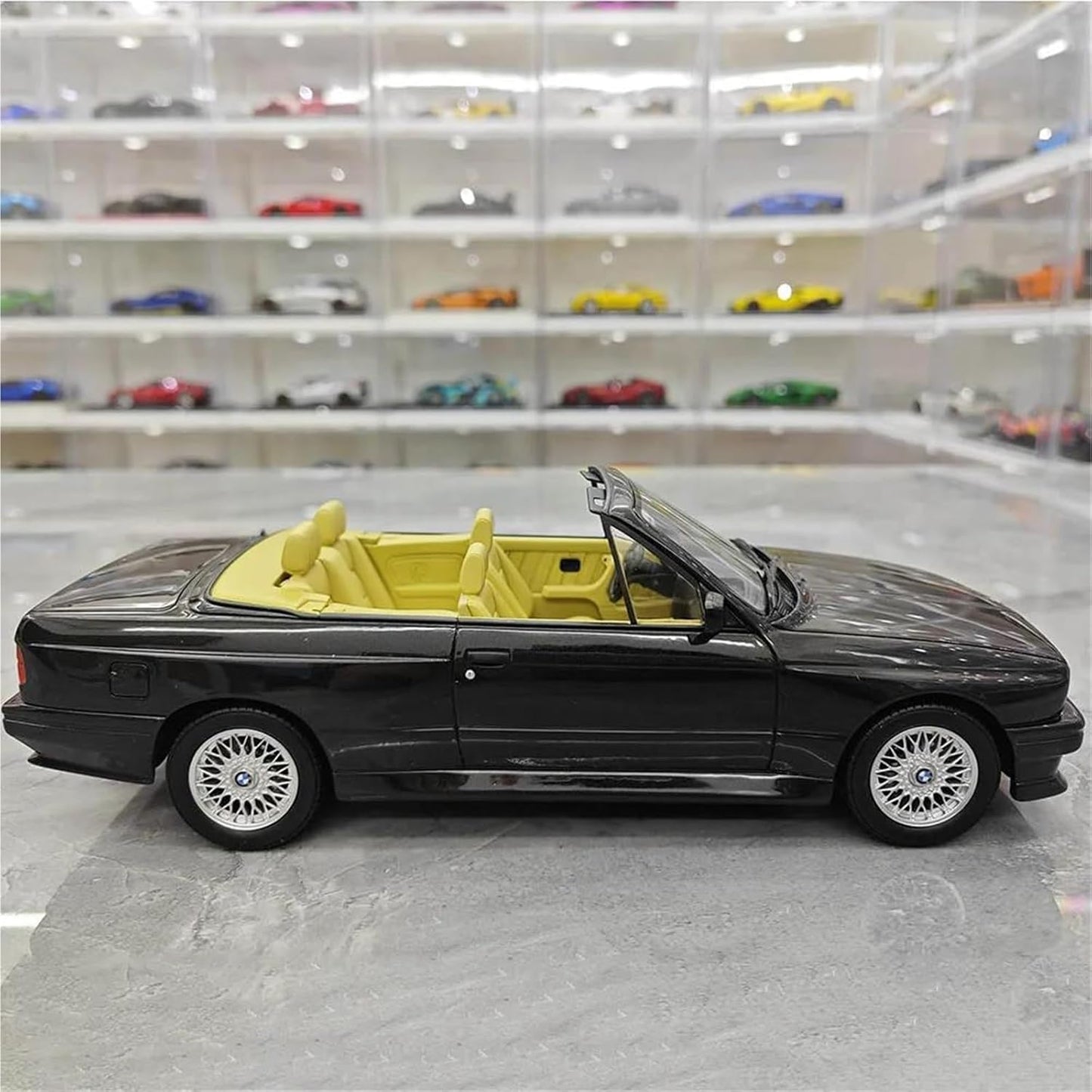 BMW M3 E30 1:18 Diecast Car